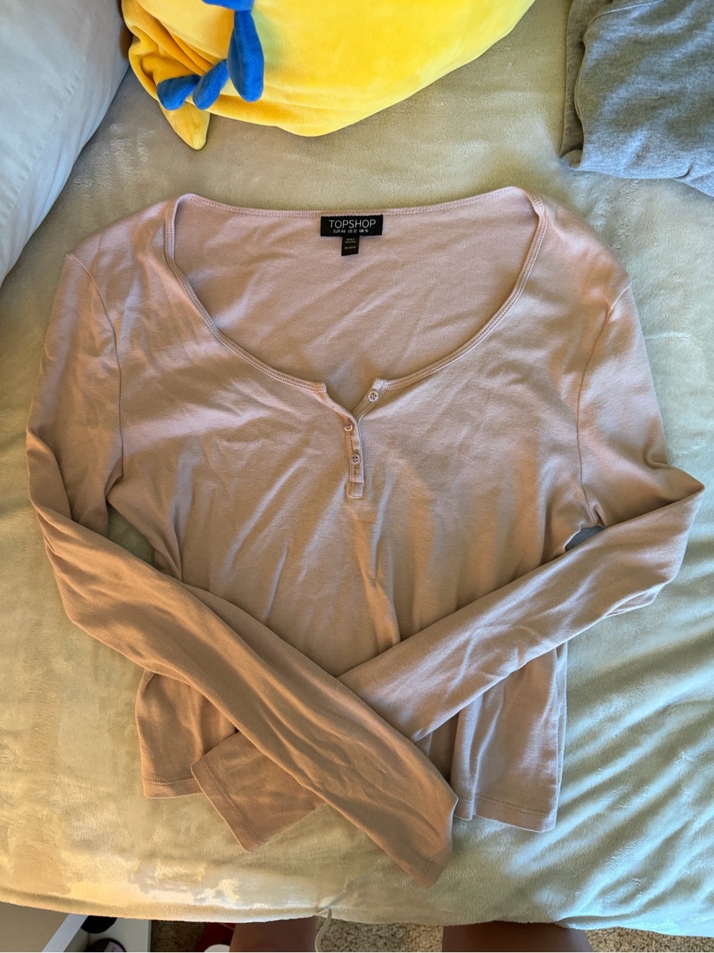 Topshop Long Sleeve Scoop Neck Henley in Dusty Pink